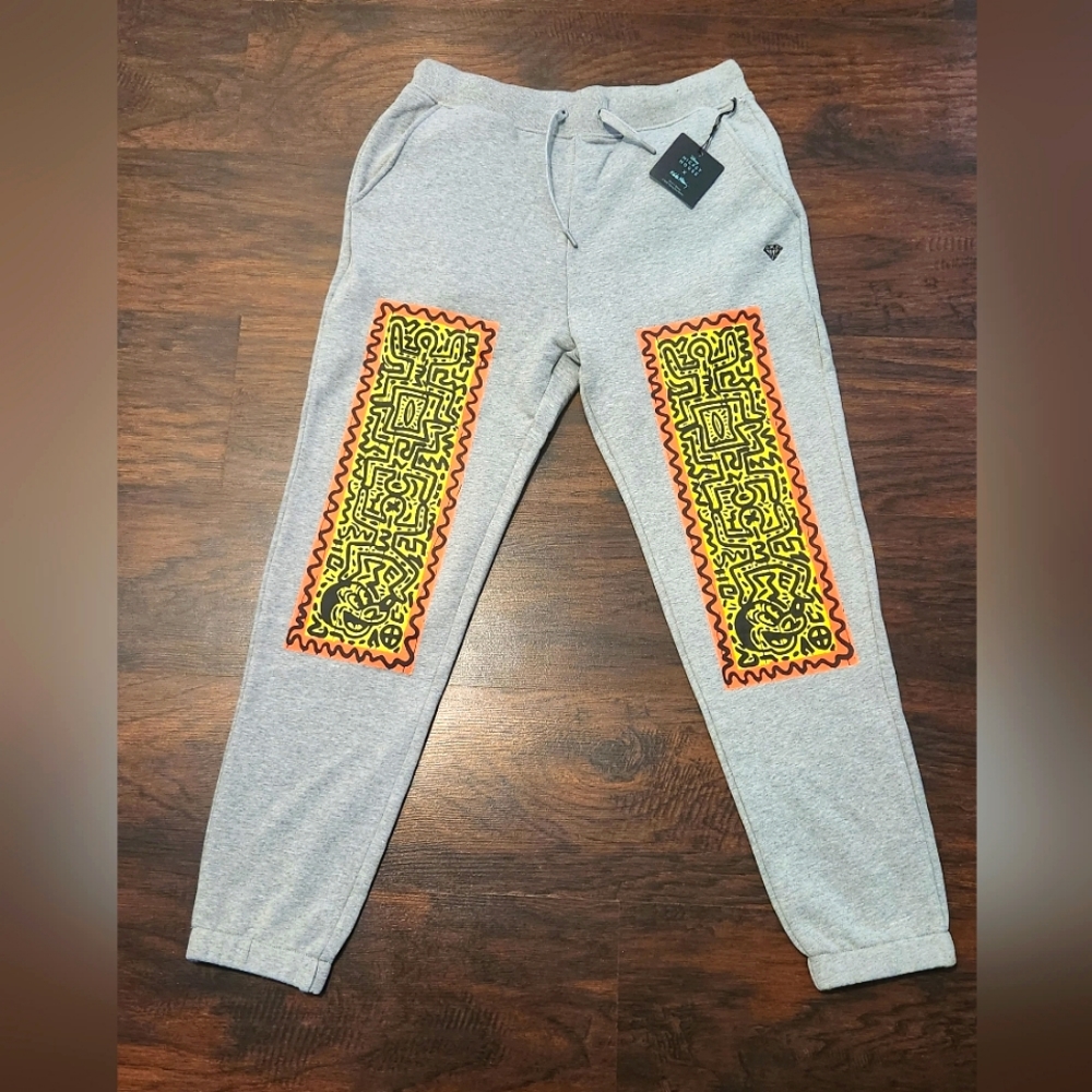 Diamond Supply Co Keith Haring Mickey Mouse Sweatpants Men's size small- 30 disn